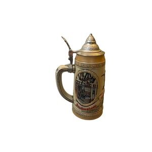 Budweiser Beer Stein Anheuser-Busch J Series Beige Excellent Limited Edition Lid